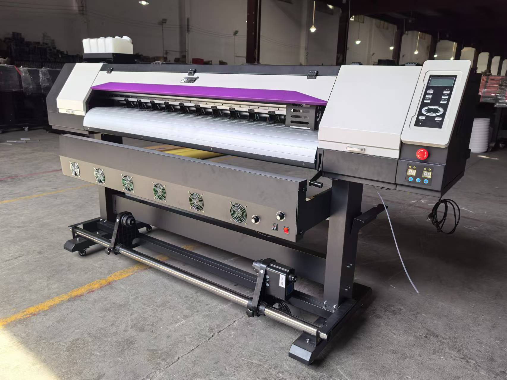 Commercial Shirt Printing - Eenvoudige bediening 1,6m grootformaat printmachine Hoge